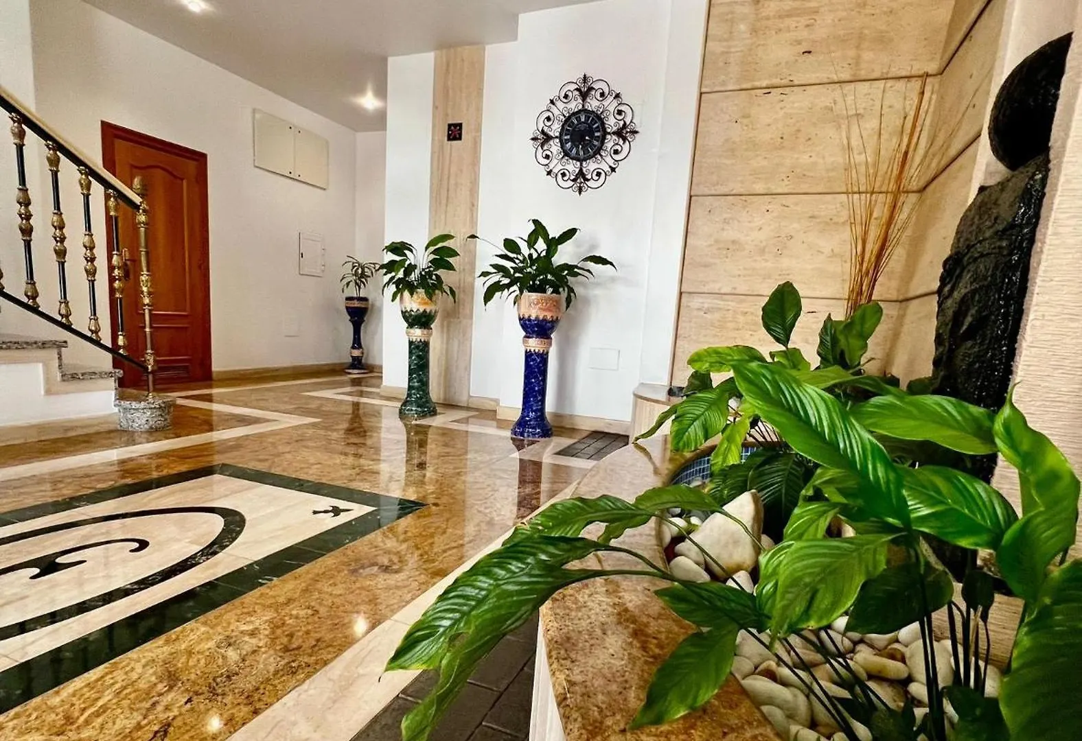 2 Bedroom Apartment In Puerto Marina Benalmádena