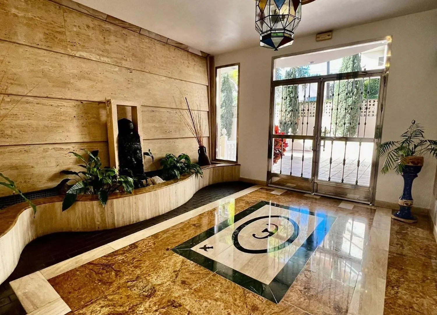 2 Bedroom Apartment In Puerto Marina Benalmádena