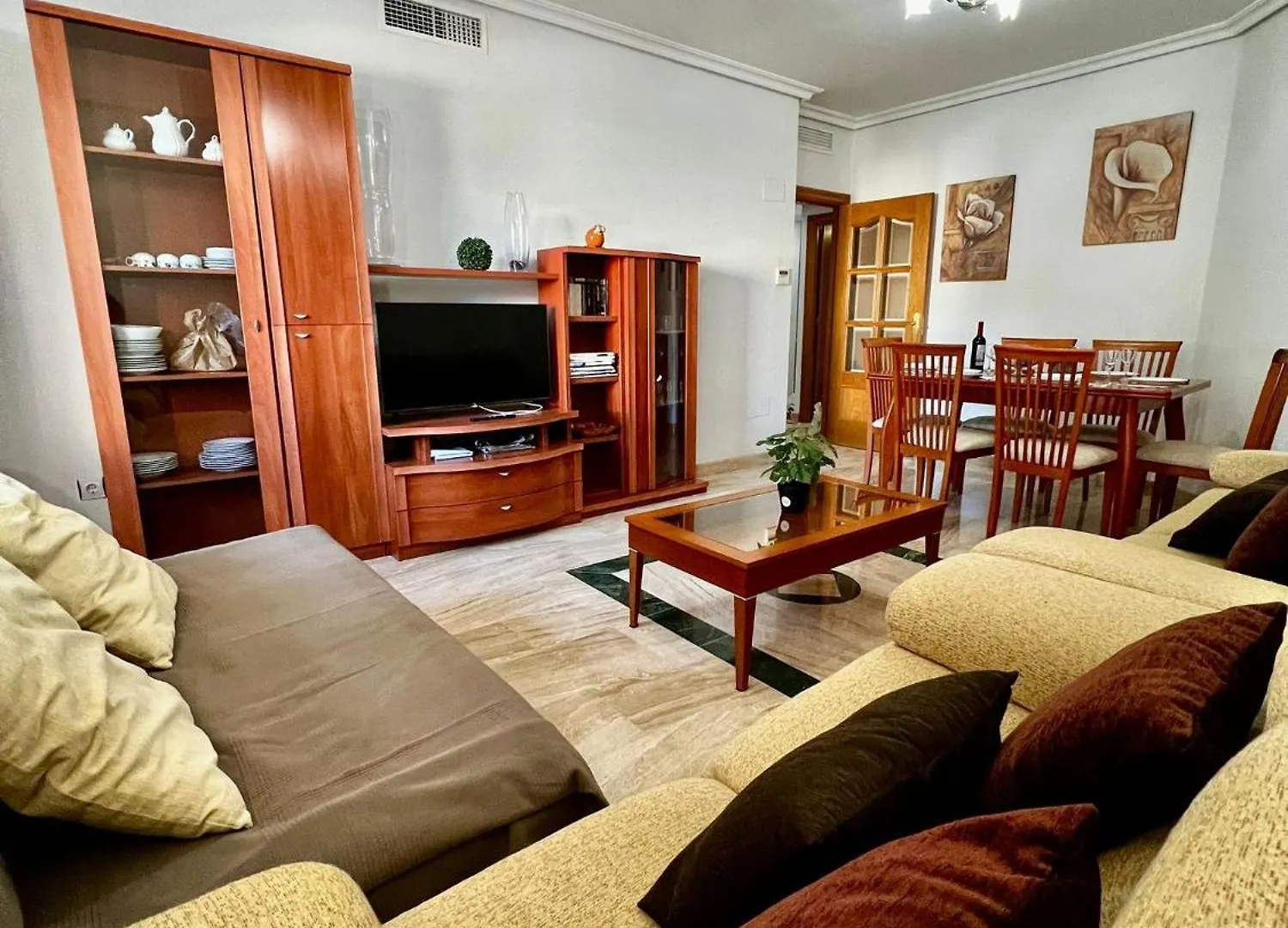 2 Bedroom Apartment In Puerto Marina Benalmádena Ισπανία