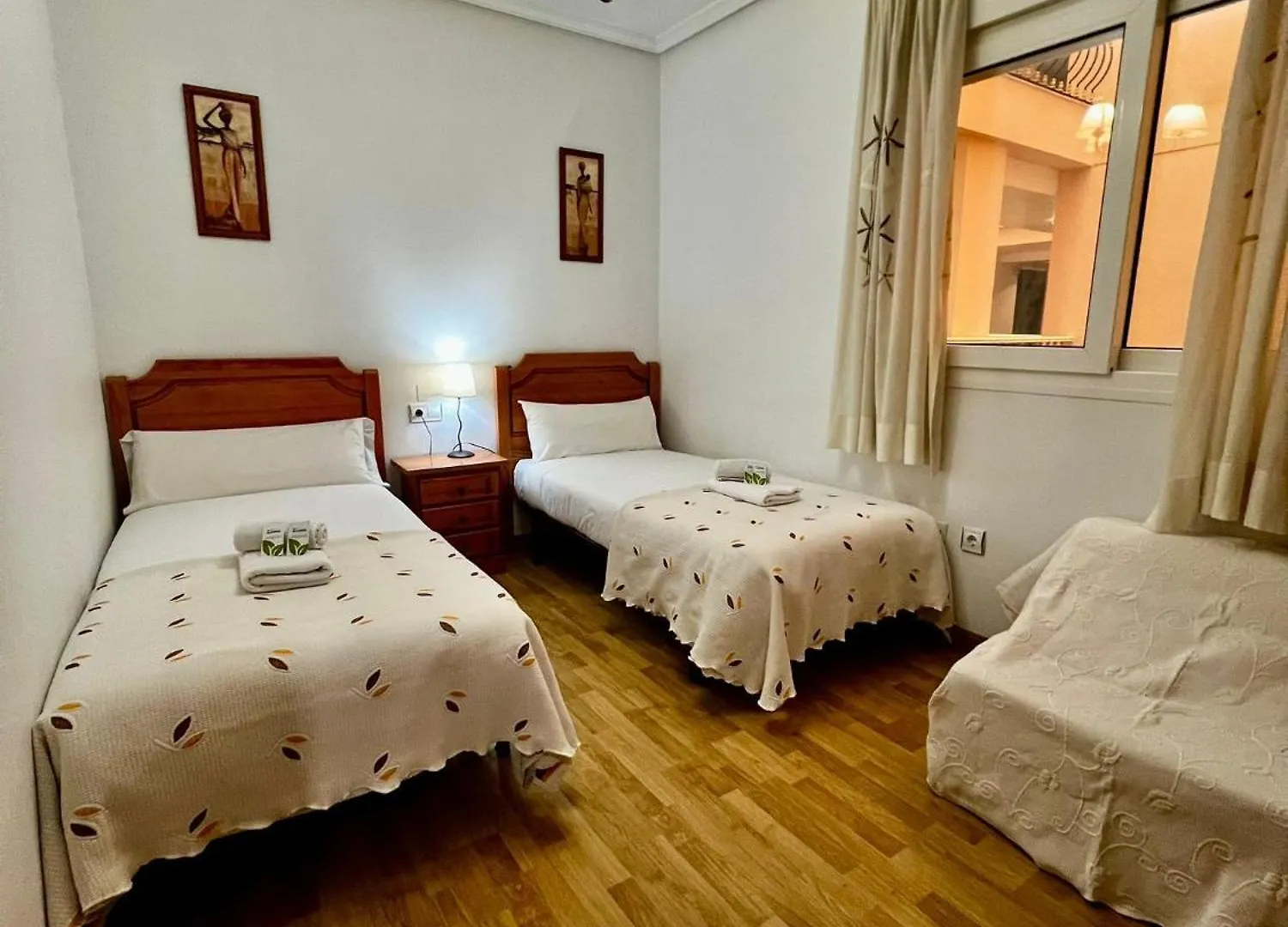 2 Bedroom Apartment In Puerto Marina Benalmádena Ισπανία