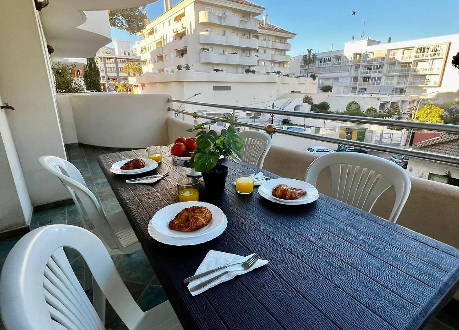 2 Bedroom Apartment In Puerto Marina Benalmádena 0*,  Ισπανία