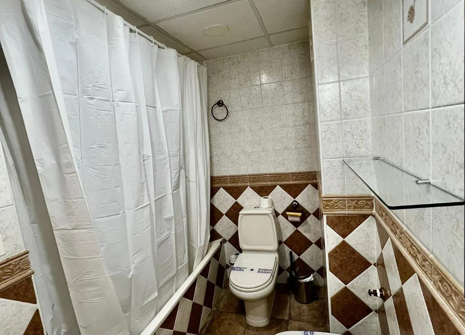 2 Bedroom Apartment In Puerto Marina Benalmádena