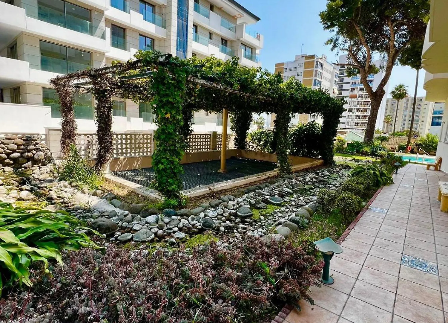 2 Bedroom Apartment In Puerto Marina Benalmadena